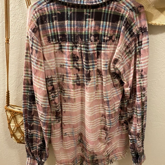 Plaid flannel shirt, pink size large oversized - Picture 2 of 5
